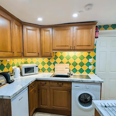 Redbank - The District - *